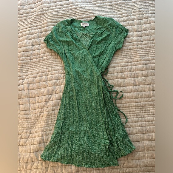 & Other Stories Green Wrap Dress - Picture 2 of 3